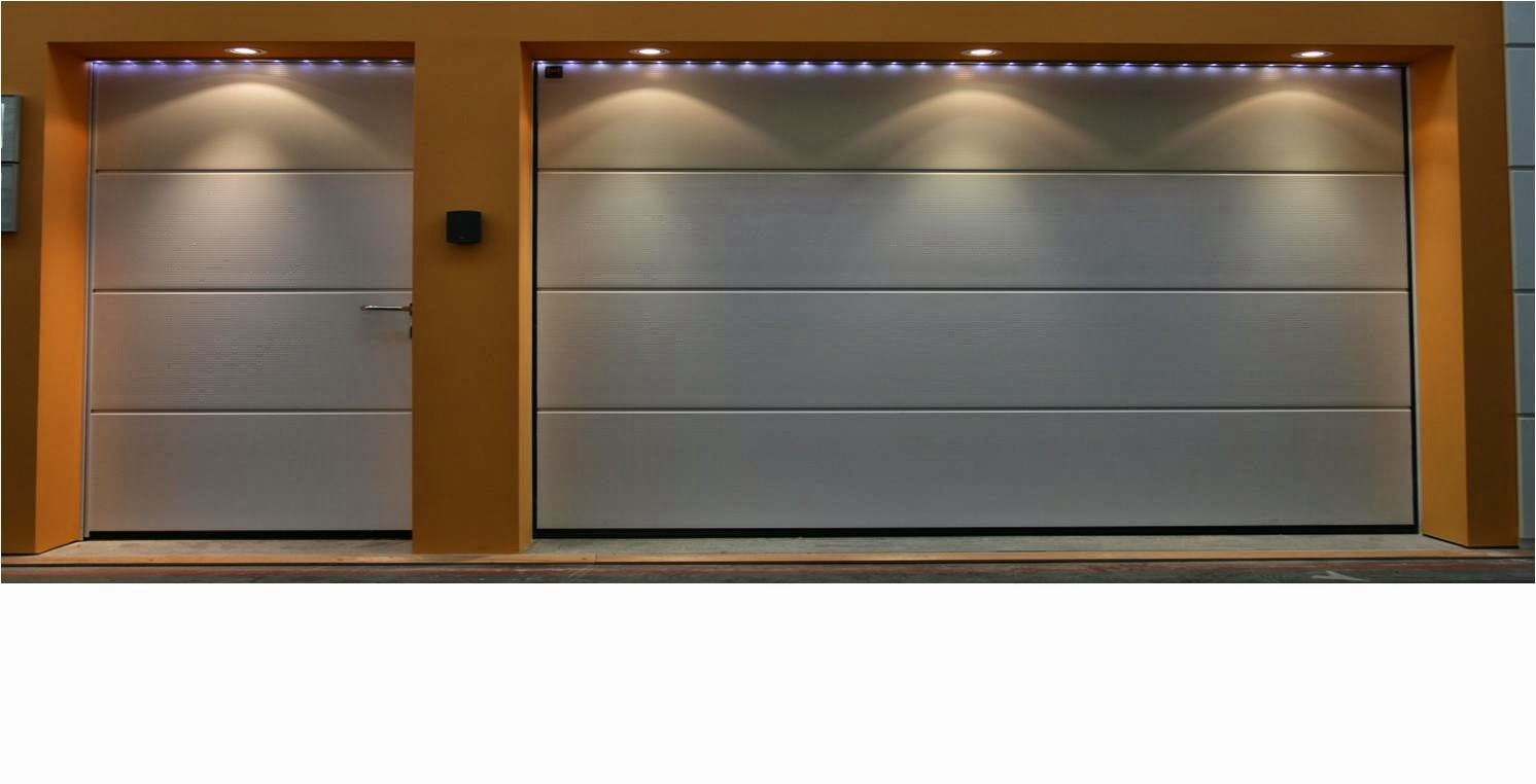 Casa de este alojamiento: Instalacion de puertas 2013 garaje